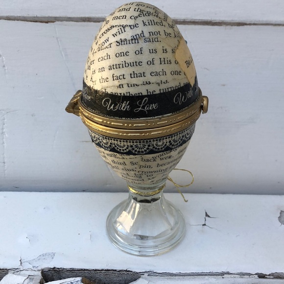 Glass egg - Picture 4 of 6